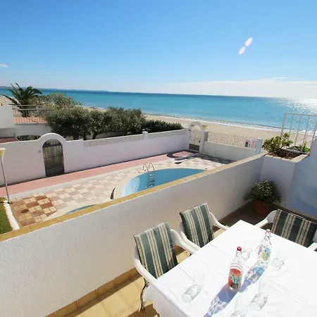 Casas Blancas 38 * Miami Playa